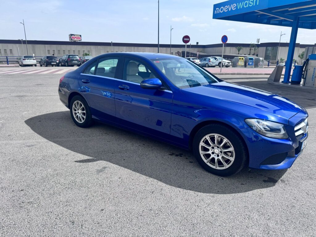 Mercedes C180