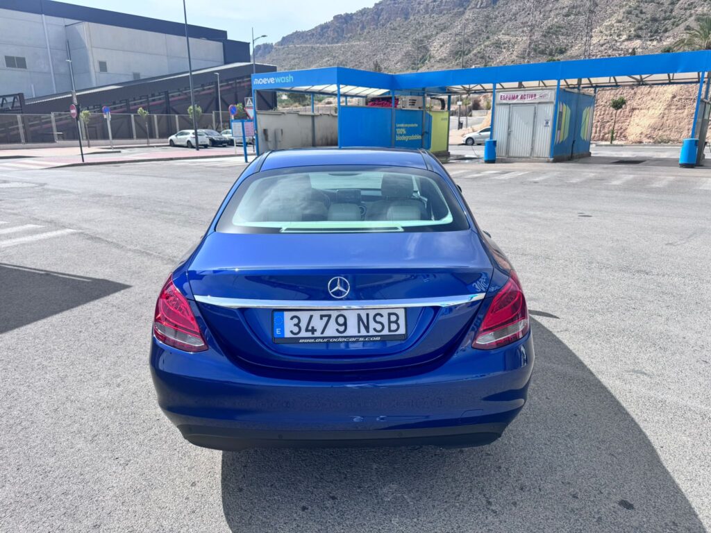 Mercedes C180