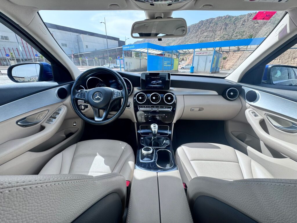 Mercedes C180