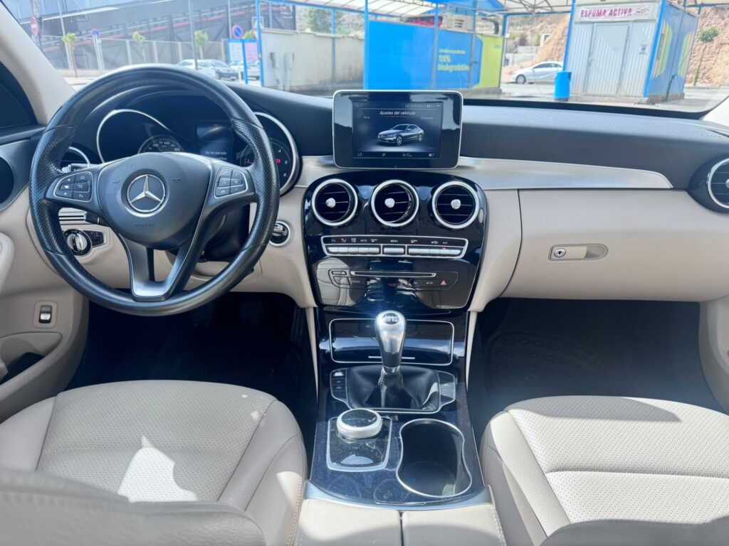 Mercedes C180