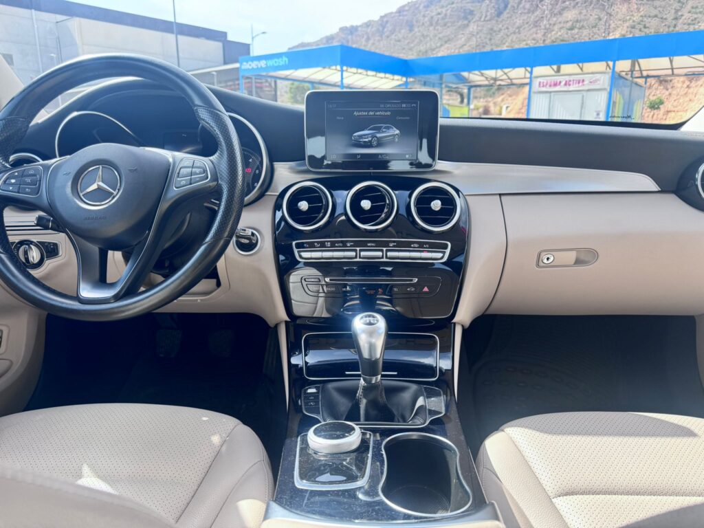 Mercedes C180